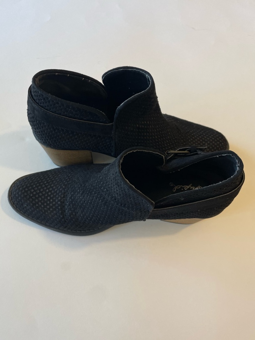 Quipid Women's Black Perforated Low Heel Ankle Shoes